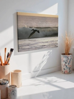 Картина на стену 40 X 50 Пеликан над морем