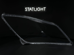 Левое стекло фары Toyota Prius 2005-2011