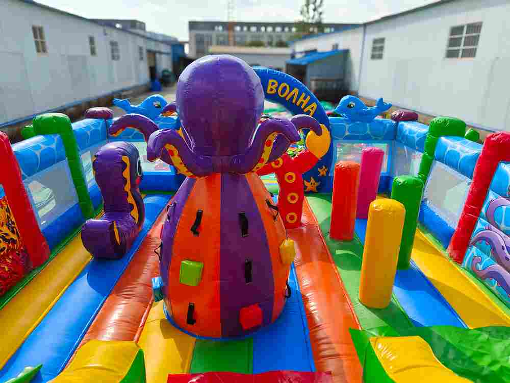 Коммерческий надувной батут «Морская волна 3», 10*6*6 м