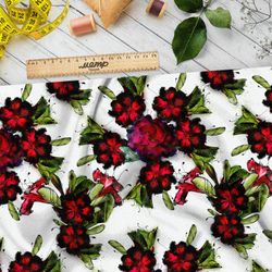 Ткань поплин красные цветы с черным фоном