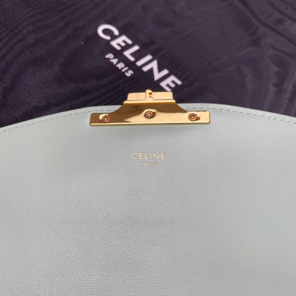 Celine Triomphe Bag 18 cm
