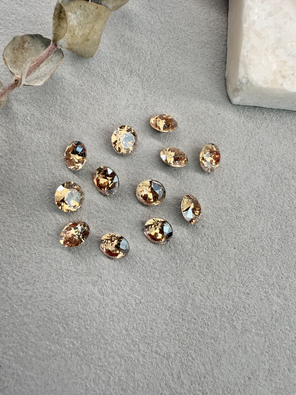 Шатон Chatone 8 мм (ss39), Crystal golden light