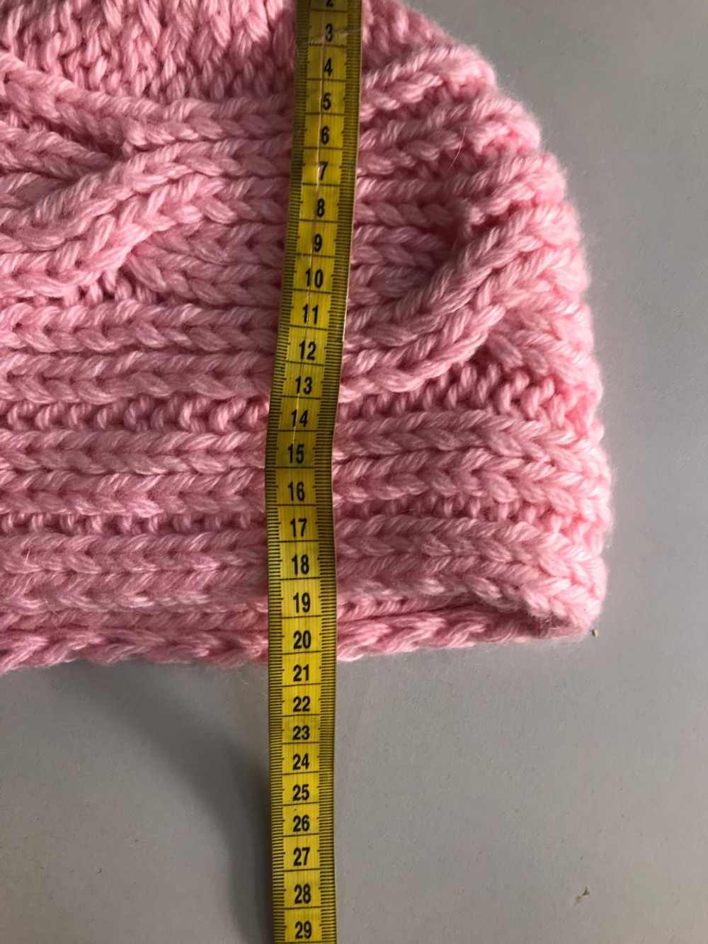 Шапка приятного оттенка