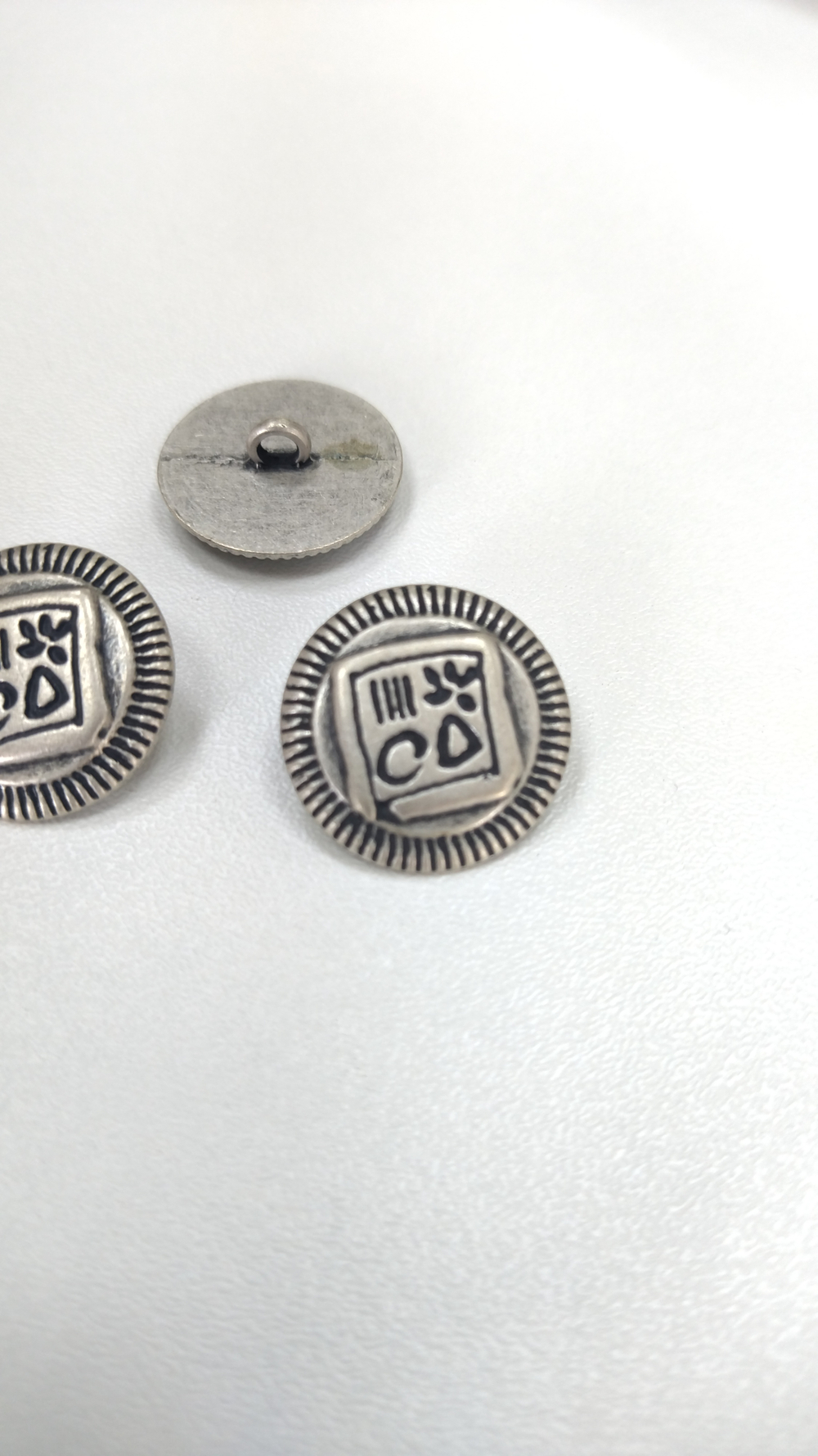 Пуговица металл Etro