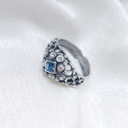 "Шарлотта" кольцо в серебряном покрытии из коллекции "Леди" от Jenavi