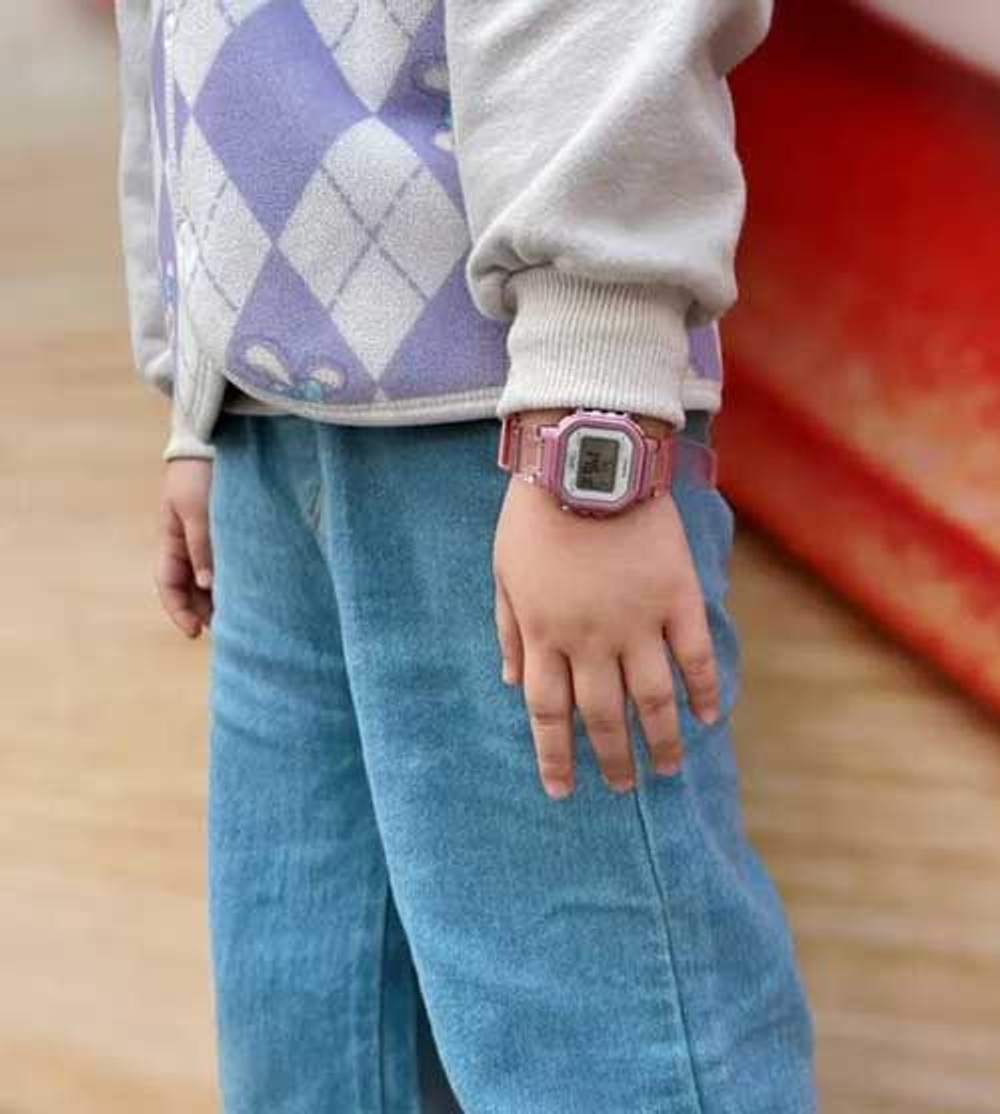 Женские наручные часы Casio LA-20WHS-4A