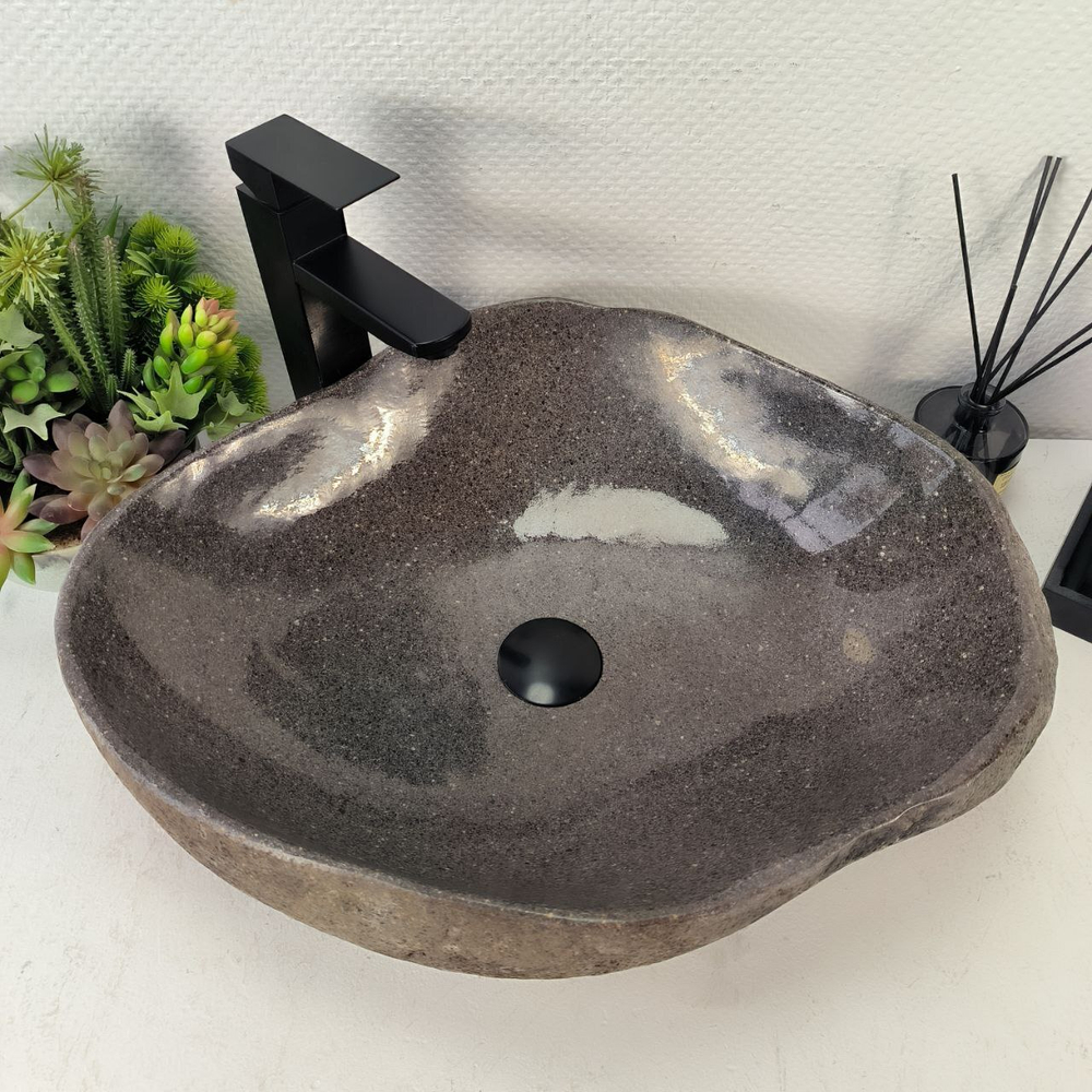 Раковина из речного камня RS-65046 54*44*15 0862