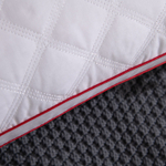 Подушка Nano Touch красный кант Z60