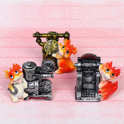 Фигурка «Дракоша Джон с телефоном» 10,5*12*7 см, микс