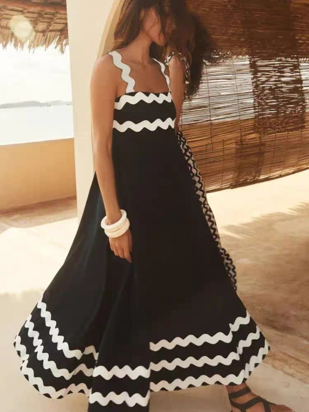 Тесьма ВЬЮН 2,5см белый