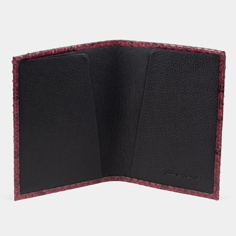 Кожаная обложка для паспорта, питон малинового цвета