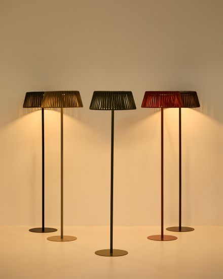 Уличный торшер Aldet на солнечных батареях коричневый, диаметр 46 см