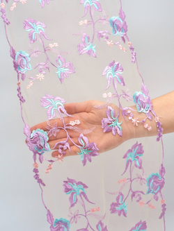 Кружево вышивка на сетке светло-бежевая с тиффани и сиреневым неэластичная ширина 23 см