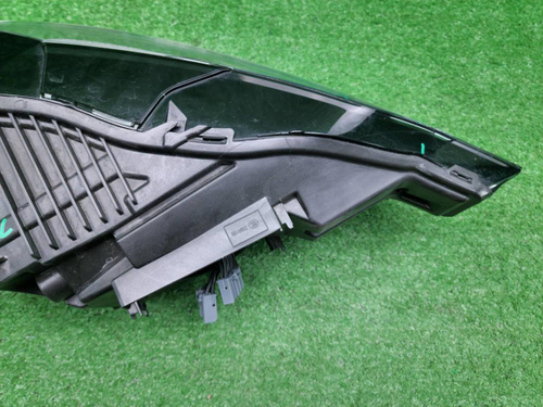 Фара левая Volvo XC60 2 (2021-н.в.) LED