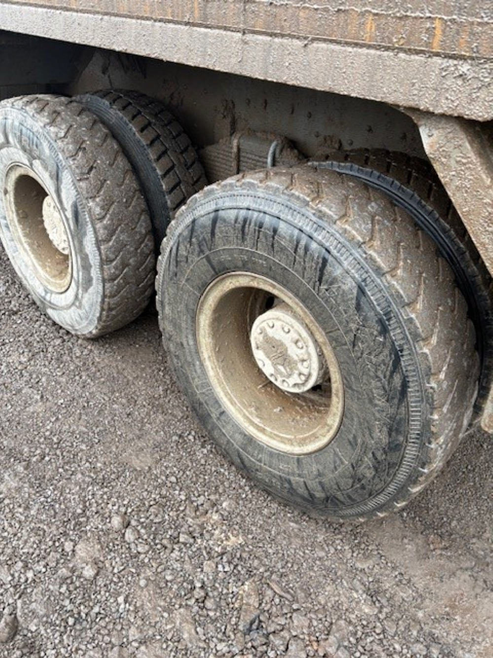 Howo ZZ* 6x6 Самосвал ZZ3327S3857E (Дизельный, 9,7 л, 373 л.с., МТ)