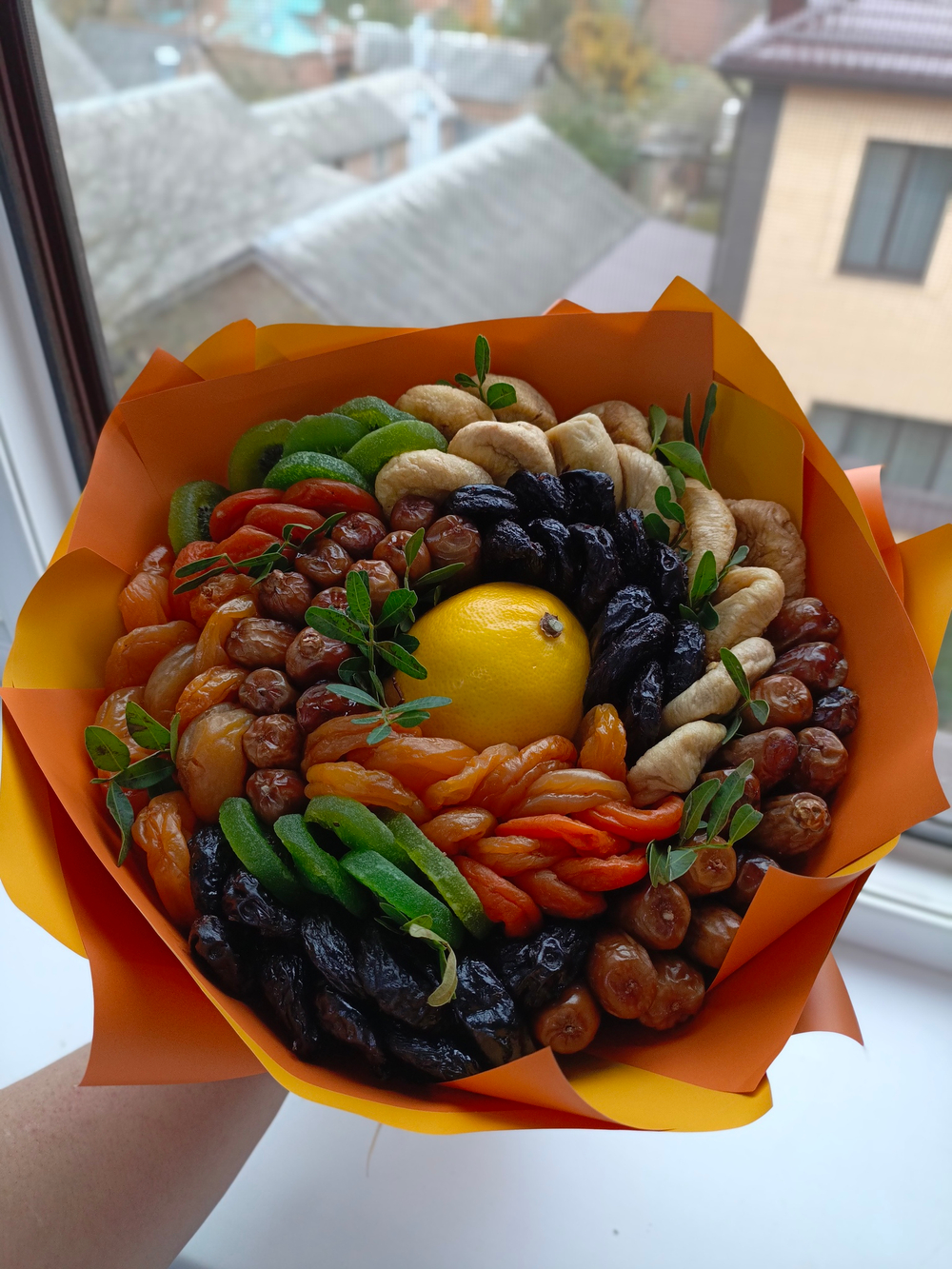 Букет из сухофруктов