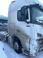 Shacman (Shaanxi) SX* 4x2 Седельный тягач SX4188YY381 (Дизельный, 12,5 л, 480 л.с., АТ)