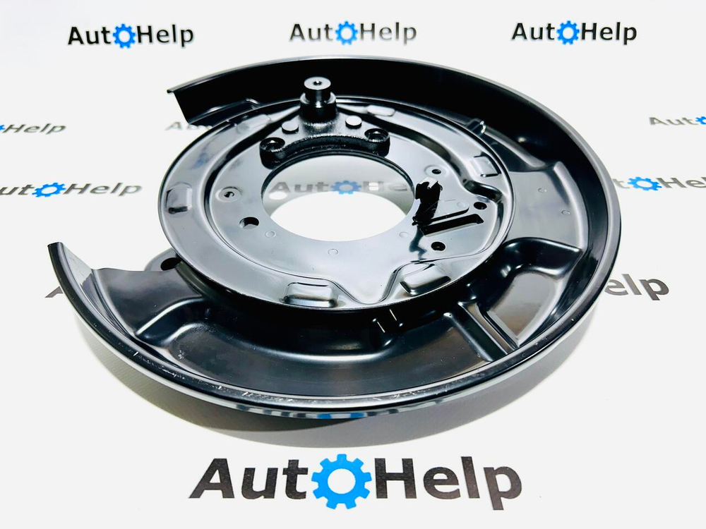 Кожух тормозного диска 46504-60060 DB-TY-110-L задний левый Toyota Land Cruiser 100