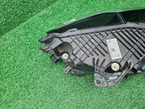 Фара левая Volvo XC60 2 (2021-н.в.) LED