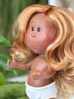 Кукла Nines виниловая 23см Little Mia без одежды (3199WN7)