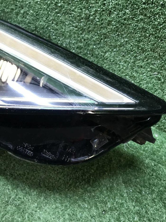 Фара правая Audi A3 4 8Y (2020-2024) LED