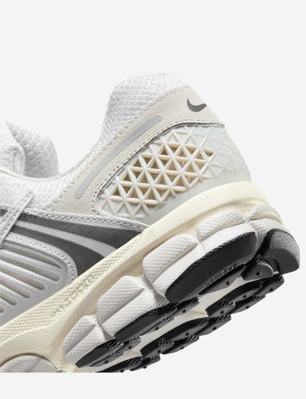 Nike Air Zoom Vomero 5 "Platinum Tint" (HF0731-007)