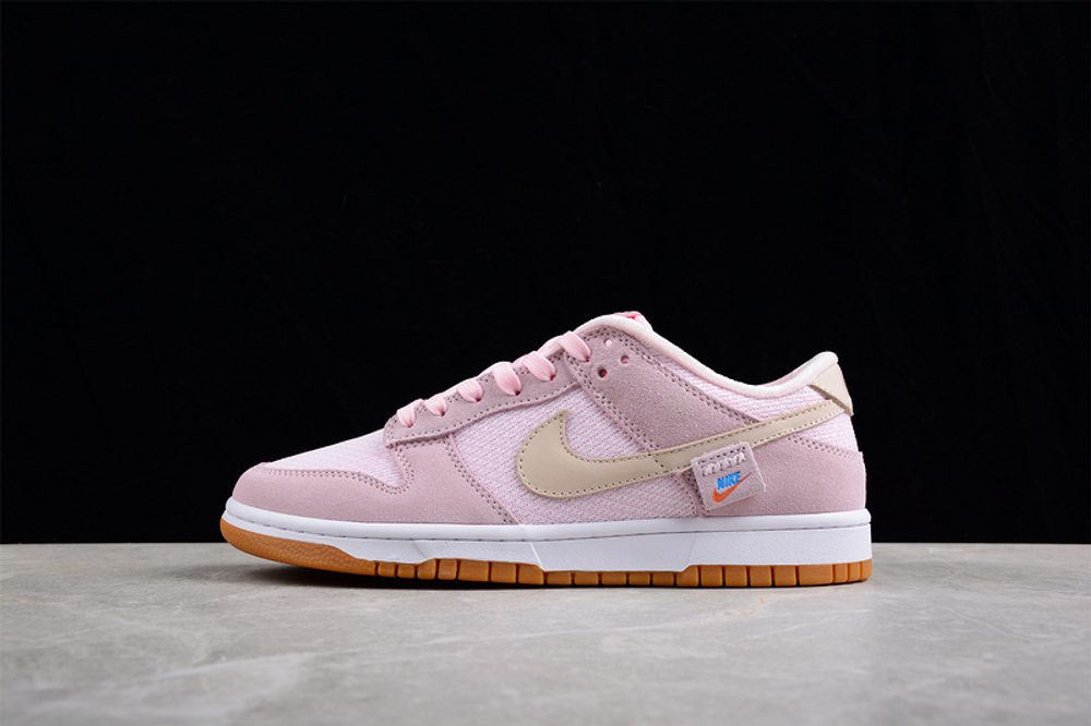 Nike dunk bear hotsell
