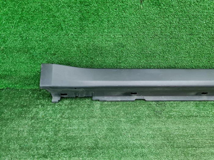 Накладка порога правая Subaru Outback 4 (09-14)