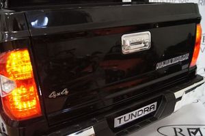 Детский электромобиль River Toys Toyota Tundra 24v черный