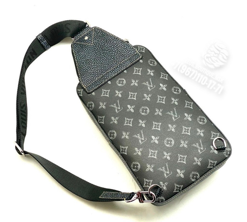 Нагрудная сумка-слинг Louis Vuitton Avenue NM