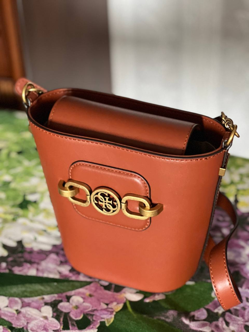 Сумка Guess Hensely