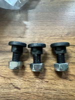 Болт ножа с гайкой головка 32мм,L 28мм, М14*1.5 класс прочности 10.9 ГОСТ1759.4-87