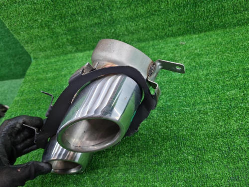 Насадка глушителя правая Geely Tugella (2022-2024)