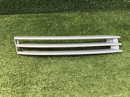 Решетка переднего бампера правая Range Rover Vogue 4 L405 (2012-2017)