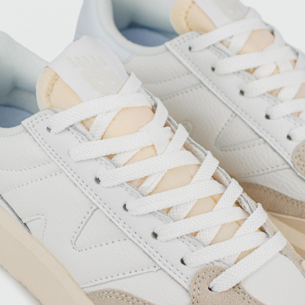 кроссовки New Balance CT302 White / Cream Wmns