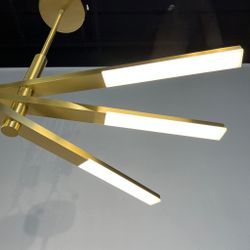 Люстра на штанге ORTON на 3 D96 Gold