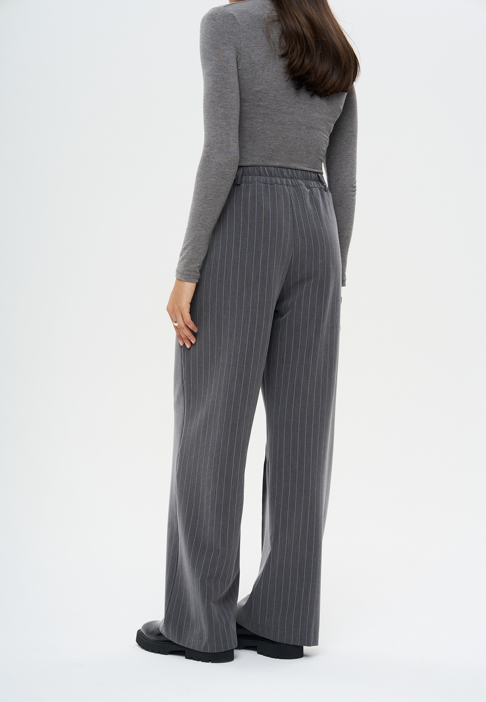 Брюки с простроченными стрелками