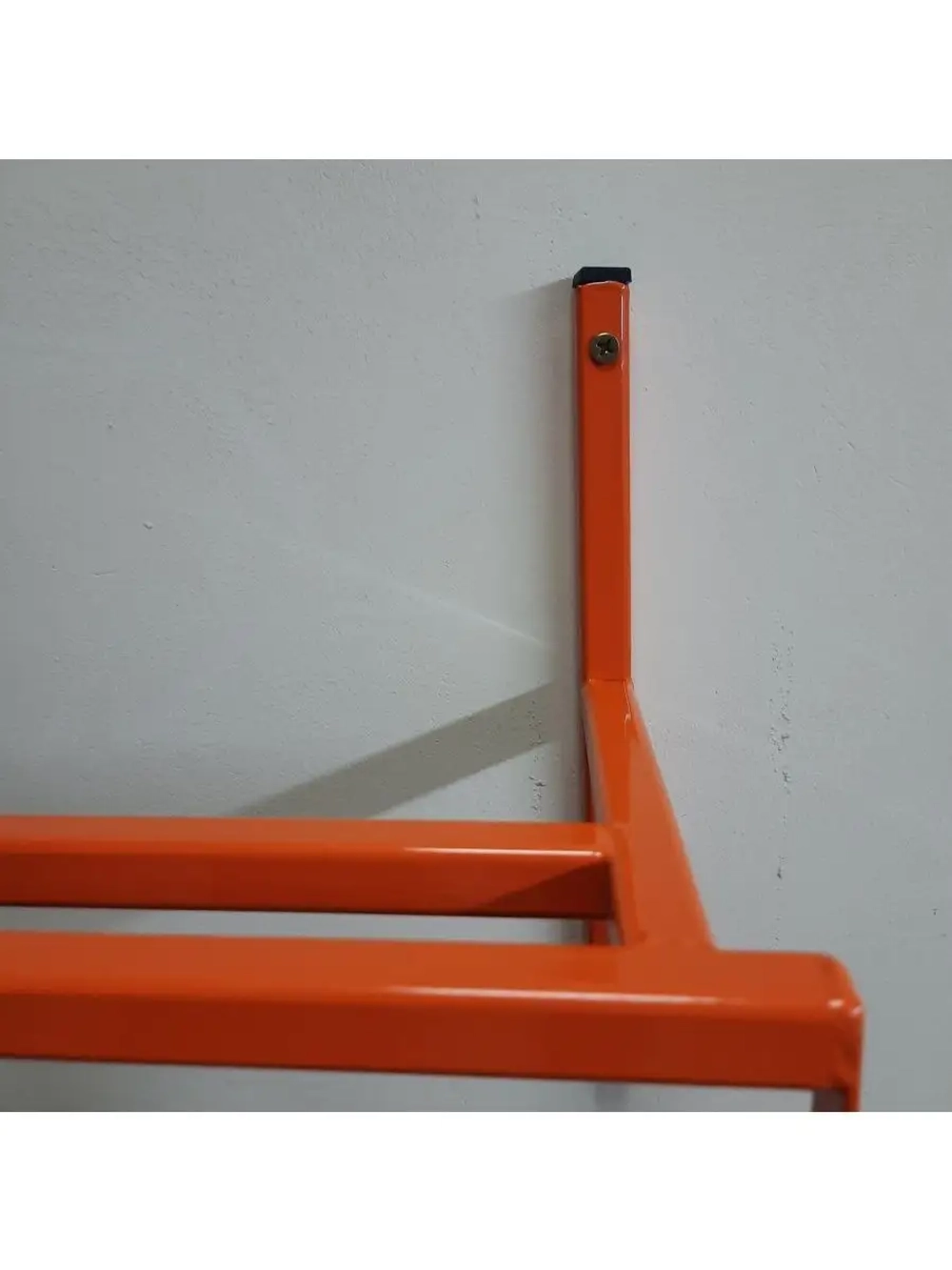 Крючок-полкодержатель настенный