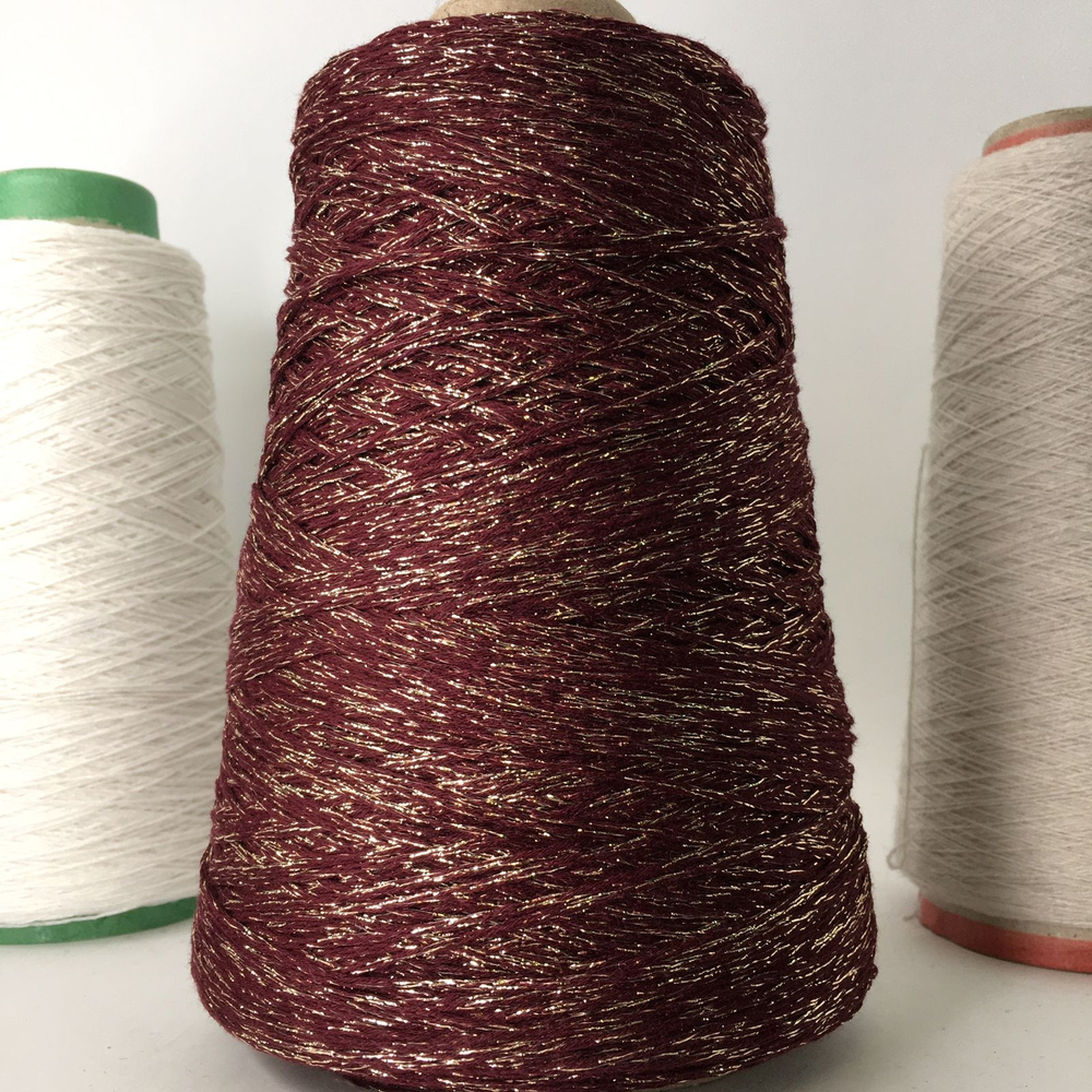 COTTON LUREX, 95% хлопок, 5% люрекс; 400м/100гр. Шнурок Бордовый, люрекс золото