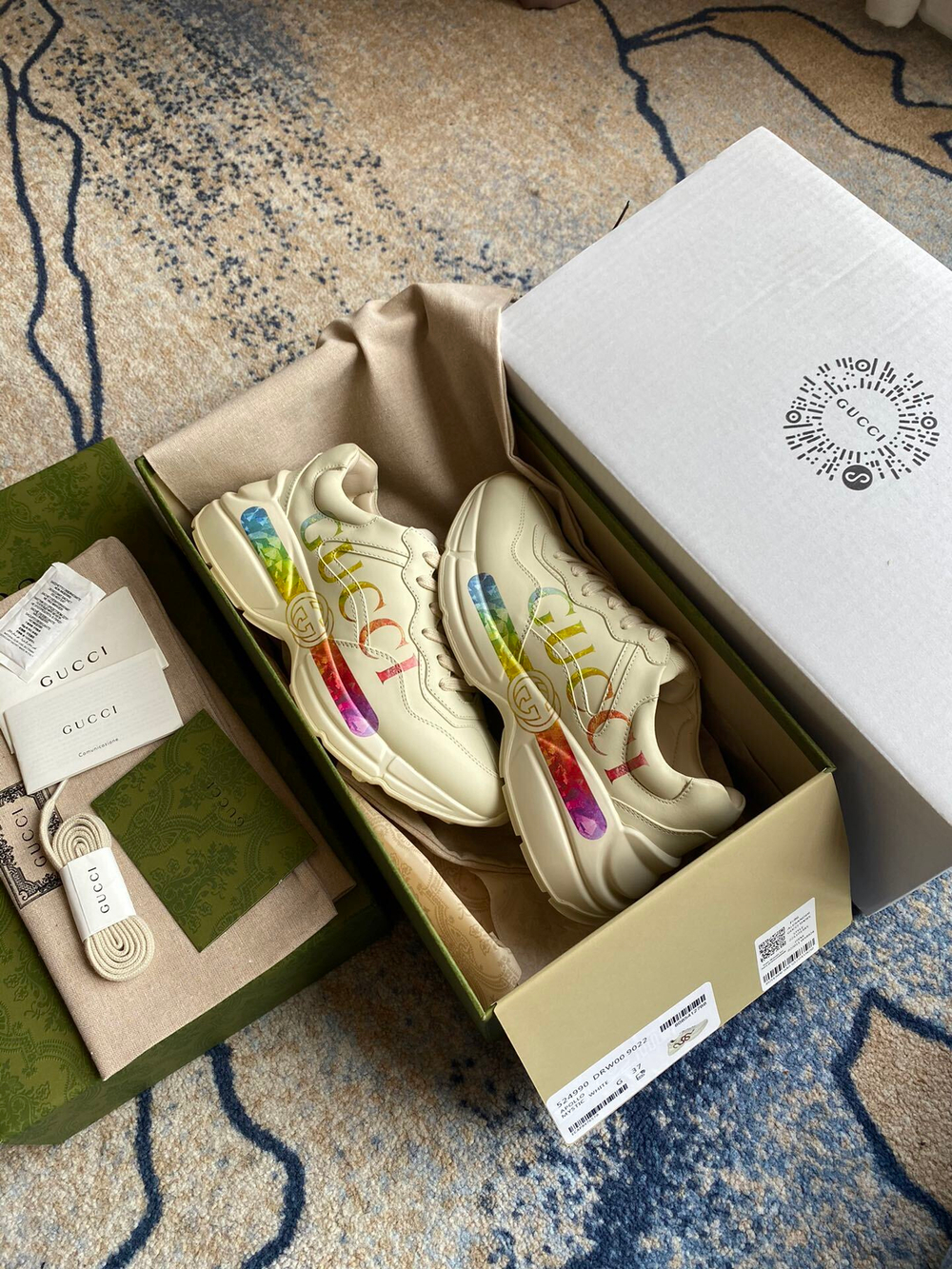 Gucci Rhyton Sneaker