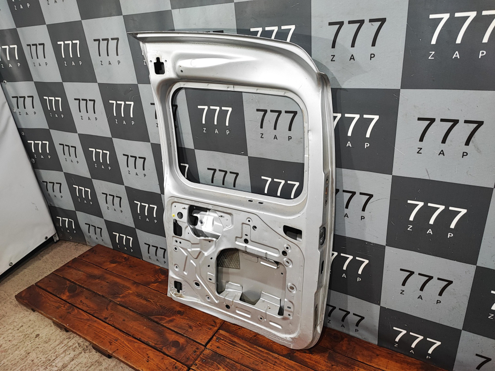 Дверь багажника левая Lada Largus 12-22 Б/У Оригинал 901015964R