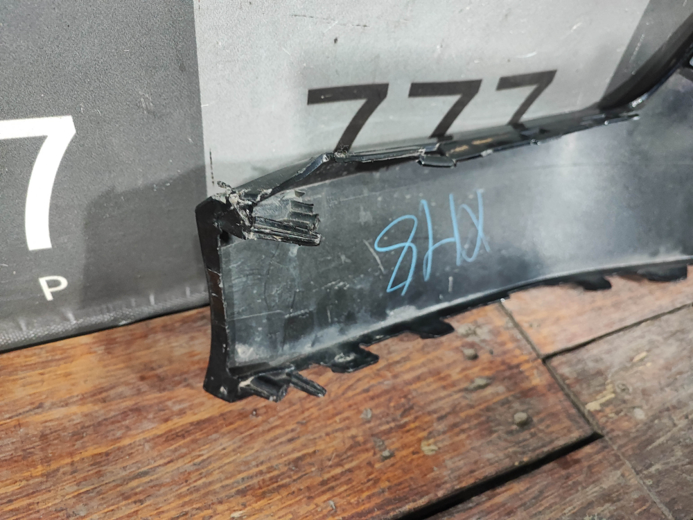 Накладка переднего бампера правая Tank 500 21-нв Б/У Оригинал 2803106XKV3AA