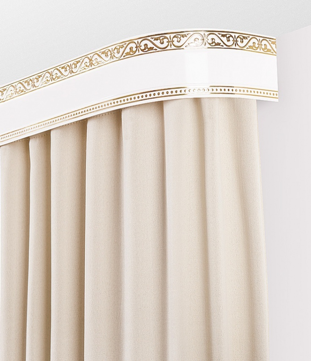 Пластиковый карниз с тиснением Legrand 3-х рядный Монарх 3000 мм