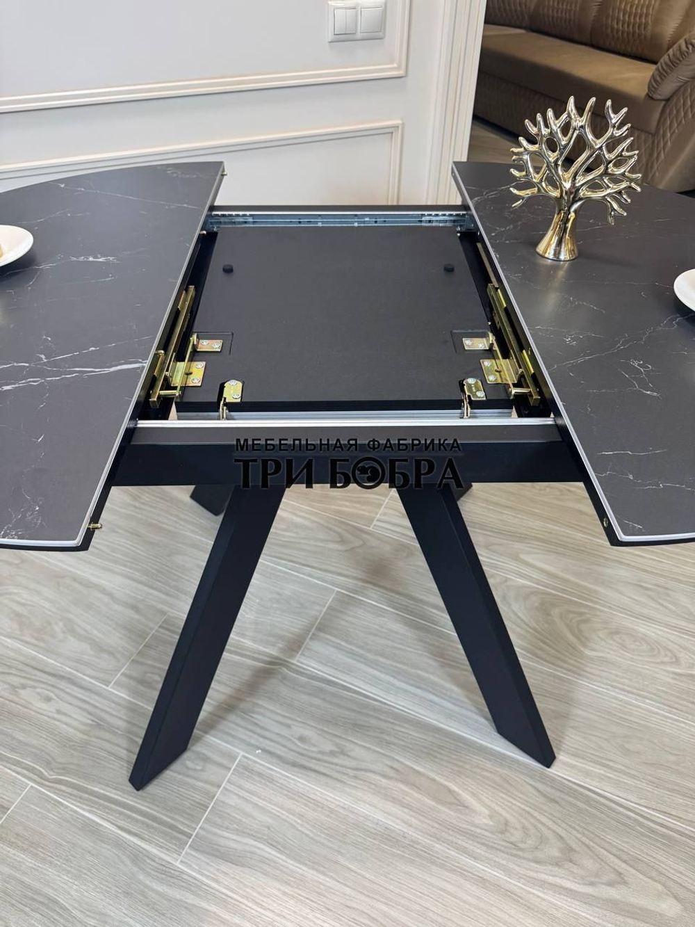 Круглый стол "Бонжур", керамогранит, черный мрамор