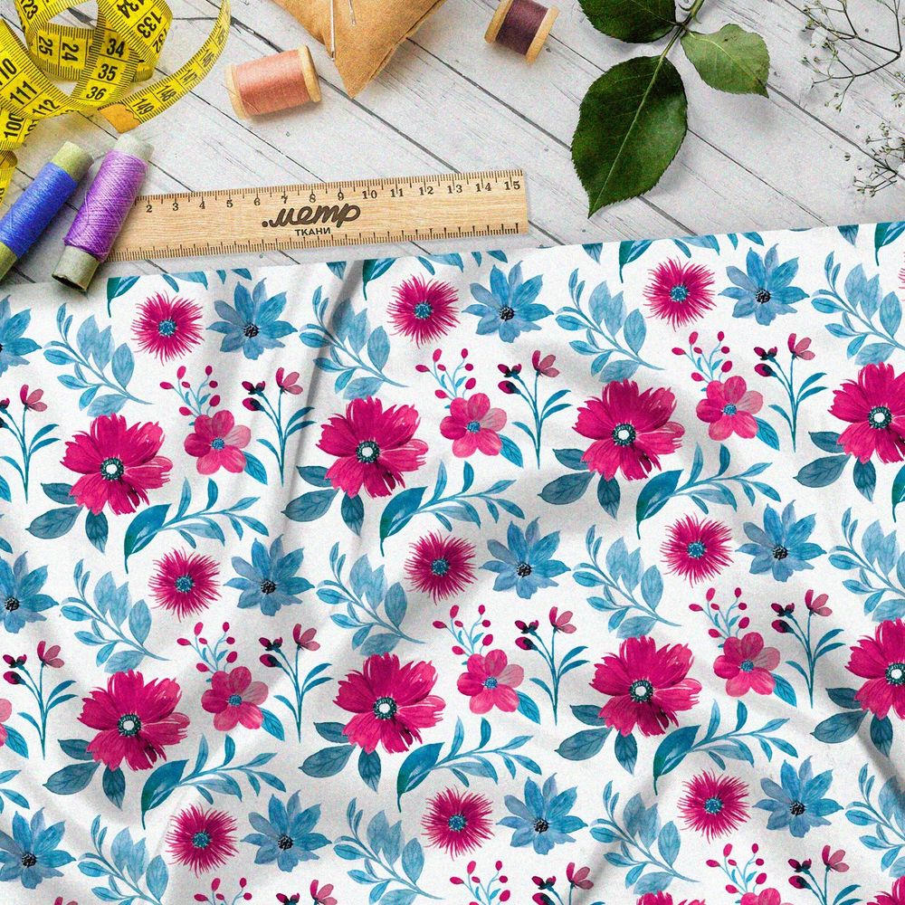 Ткань шелк Армани ярко-розовые цветы на белом фоне