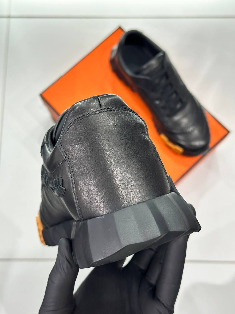 Кроссовки Hermes