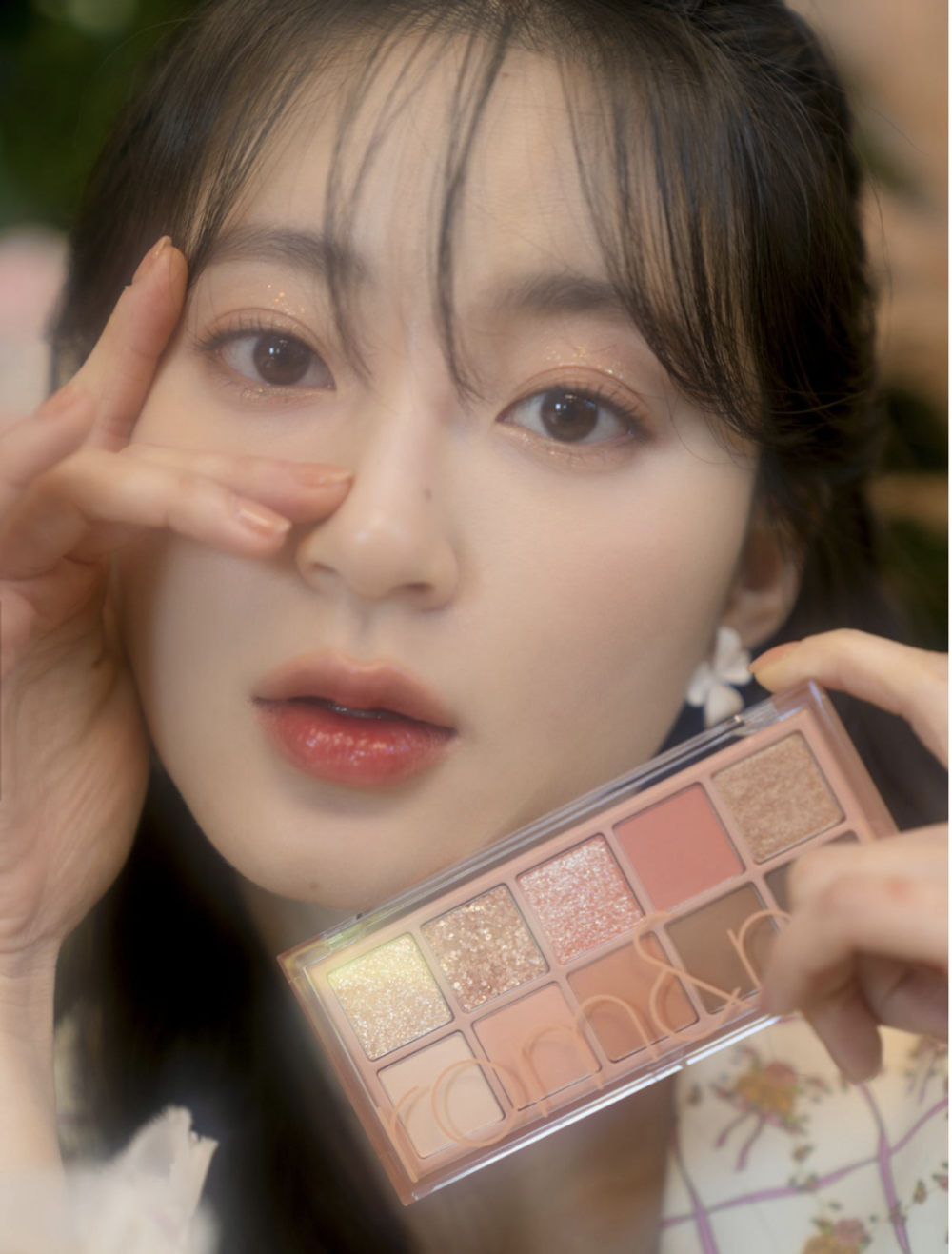 Палетка теней для век Rom&nd Better Than Palette - #01 Pampas Garden