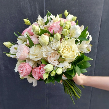 Букет невесты и бутоньерка