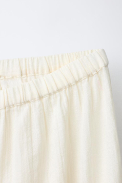 ZARA ПИЖАМА С ВЫШИТЫМИ ЦВЕТАМИ, ЭКРЮ