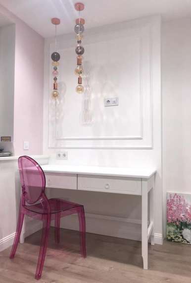 Стул Elizabeth прозрачный розовый